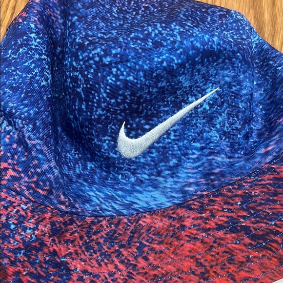 Nike Reversible Blue Red White Dynamic USA bucket Y2K Hat adult one size - Picture 3 of 8